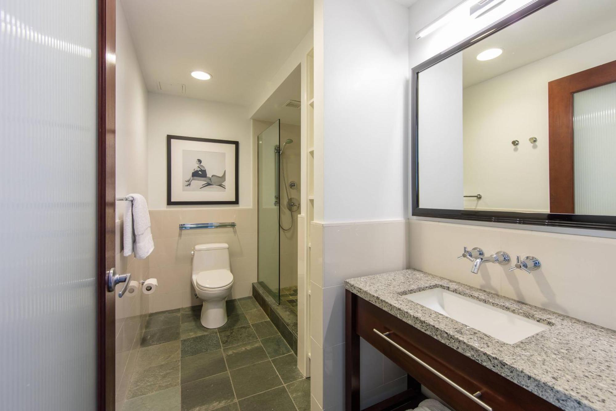 Quarto com Cama King-size e Vista do Empire State Building