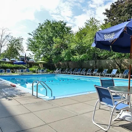 Courtyard By Marriott New York Laguardia Airport-3