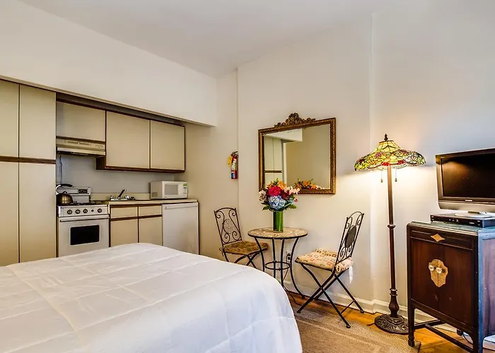 B&B only: Gracie Inn Hotel/Bed And Breakfast