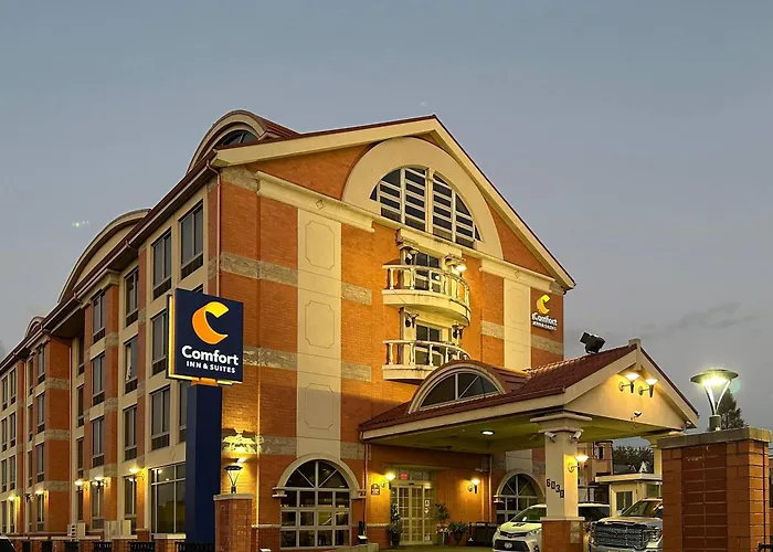Golf hotels Comfort Inn & Suites Laguardia Airport