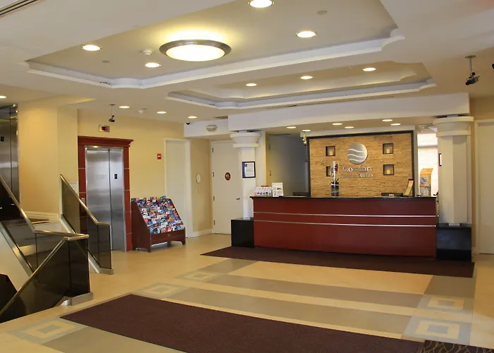 Golf hotels Comfort Inn & Suites Laguardia Airport